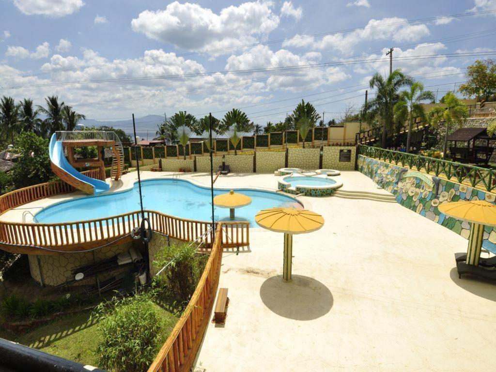 Seascape Resort Batangas Exterior photo