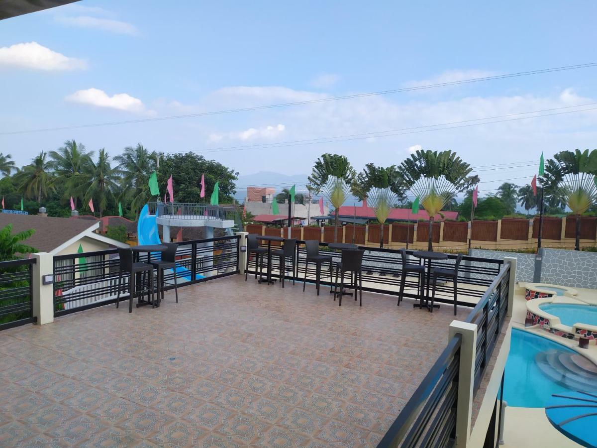 Seascape Resort Batangas Exterior photo